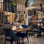 Paris Готель