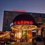 Paris 4* Опатія