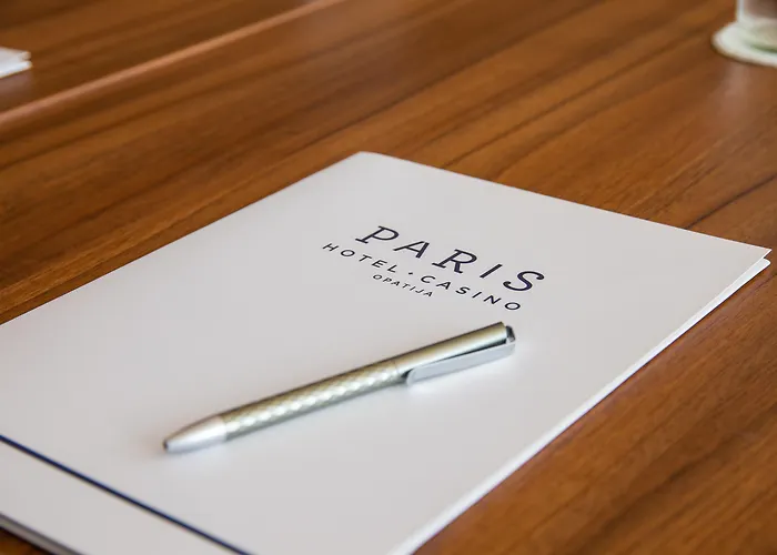 Paris 4* אופטיה