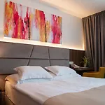 Paris Hotel 4*