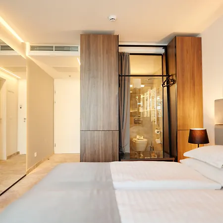 Hotel Paris 4*