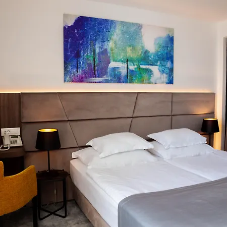 Otel Paris